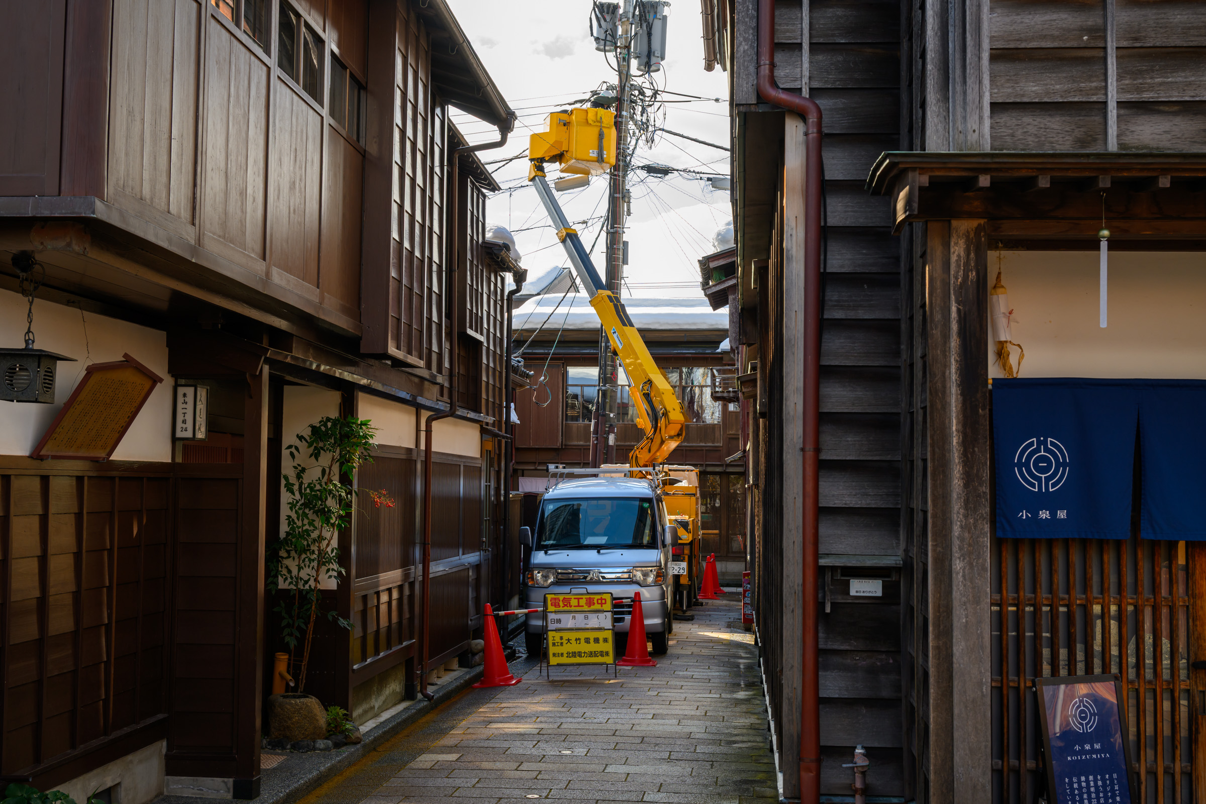 無印良品でiPhoneのケース100円で売ってますよ